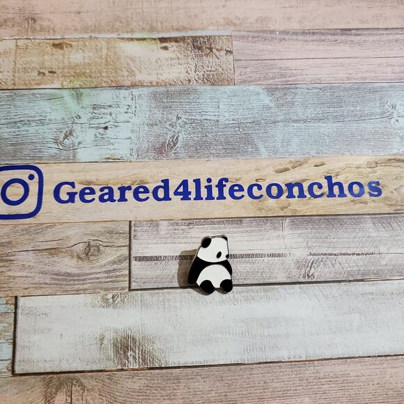 Panda Bear Enamel Pin WWF Collectors Pin NEW - Picture 2 of 3